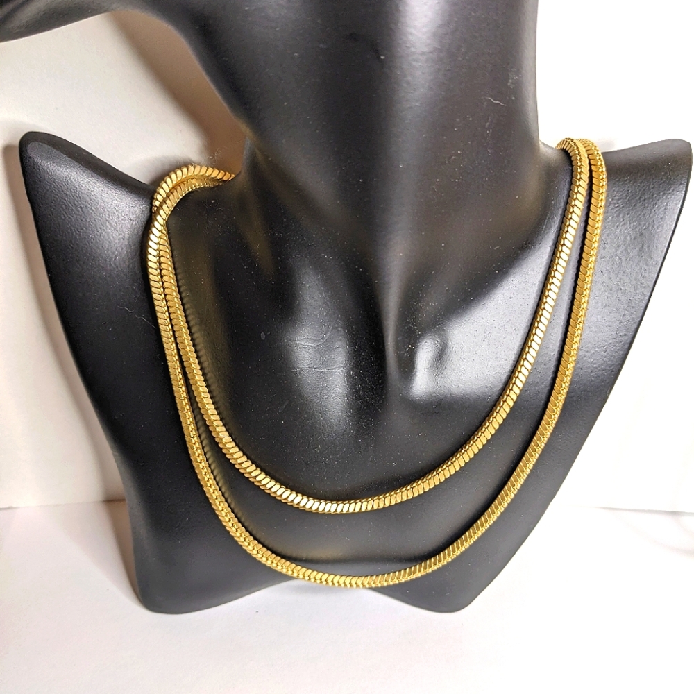 NWT Express Matte Finish Gold-Tone Herringbone Necklace